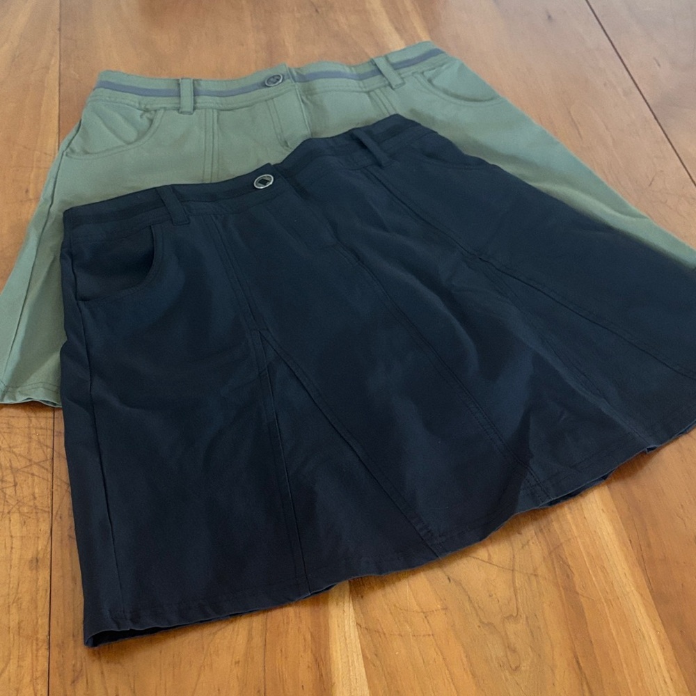 Exofficio Mini Skirts in Black and Olive